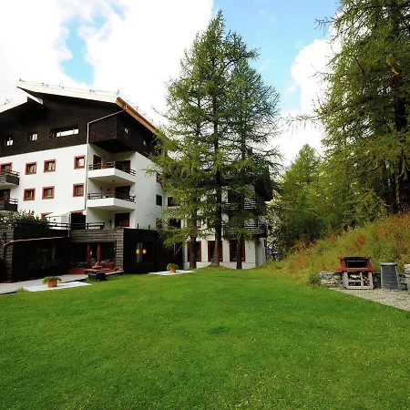 Belvilla By Oyo Just 30m From The Lifts