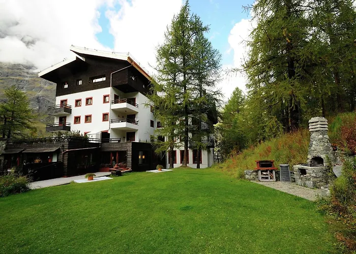 Ski, Stay, And Savour Aosta Valley Lejlighed